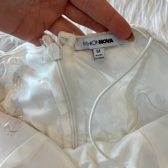 Fashion Nova white lace dress - Picture 6 of 6